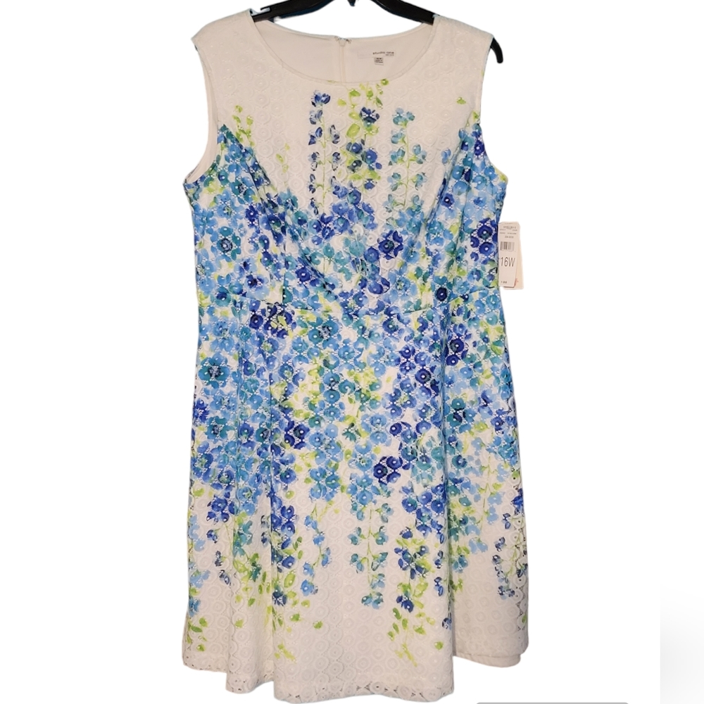 16W Studio One dress